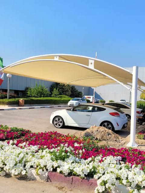What to Expect During Car Parking Shade Installation in Dubai