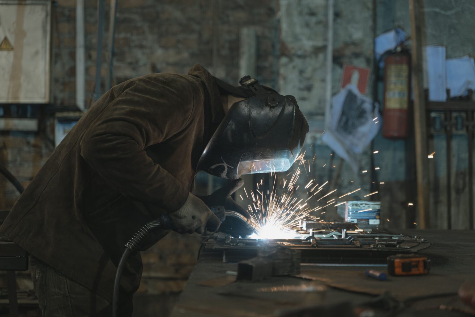 Inside a Car Parking Shade Factory: How Structures Are Made From Raw Steel to Finished Canopy